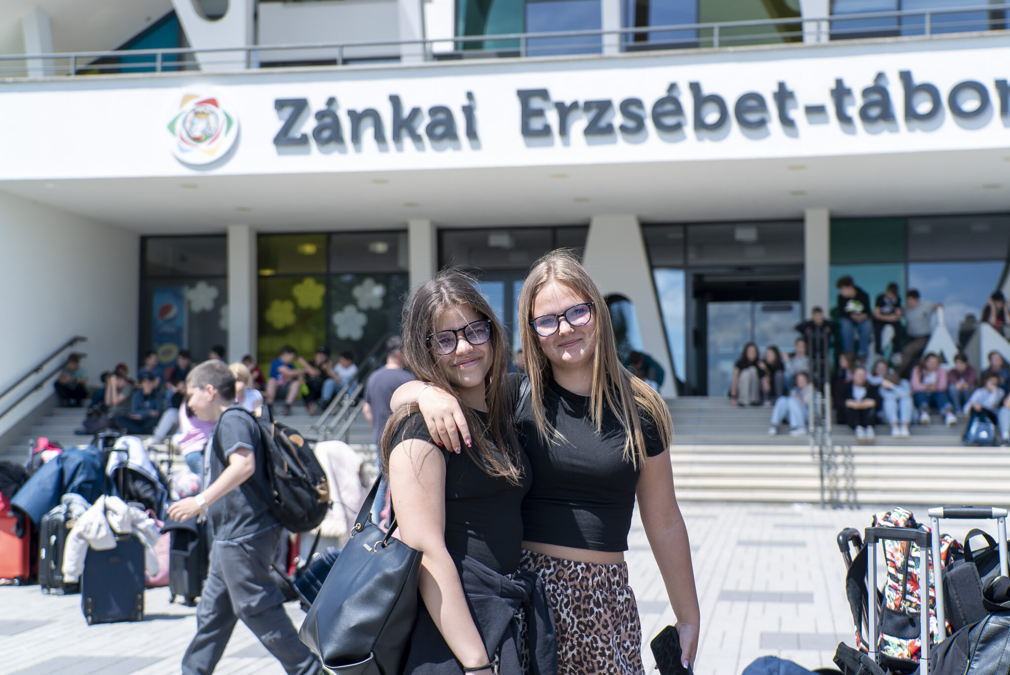 hero_img